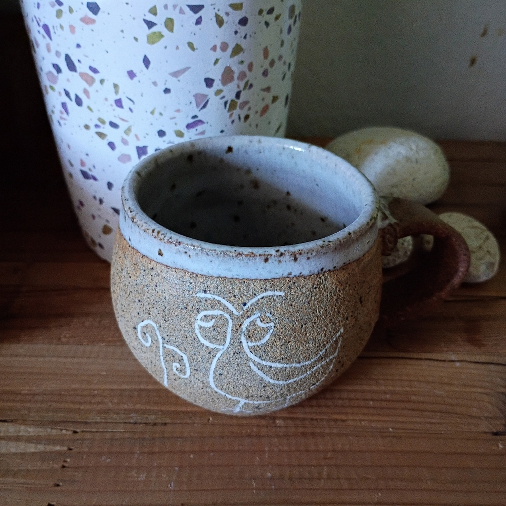 Handcrafted Sandstone Ceramic Mug with Navajo Tribe Design